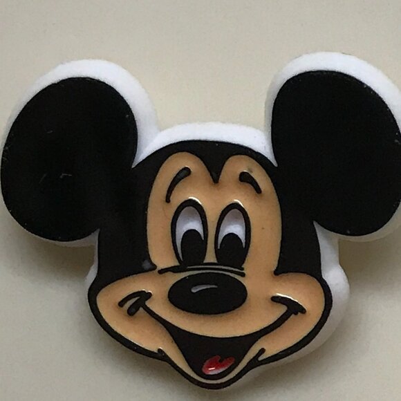 Vintage Mickey & Minnie Mouse Plastic Pin Set – Pair of 2 - Picture 2 of 5